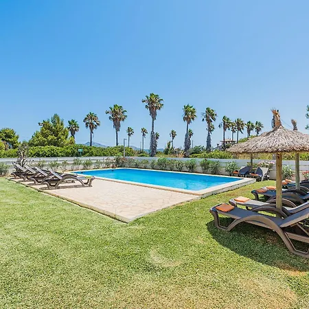Villa Quiros 2 *