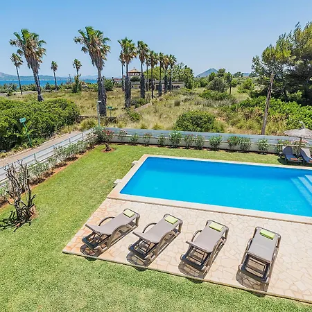 Villa Quiros 2 *