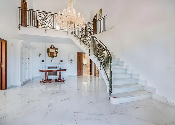 Quiros 2 بورت دي بوينسا